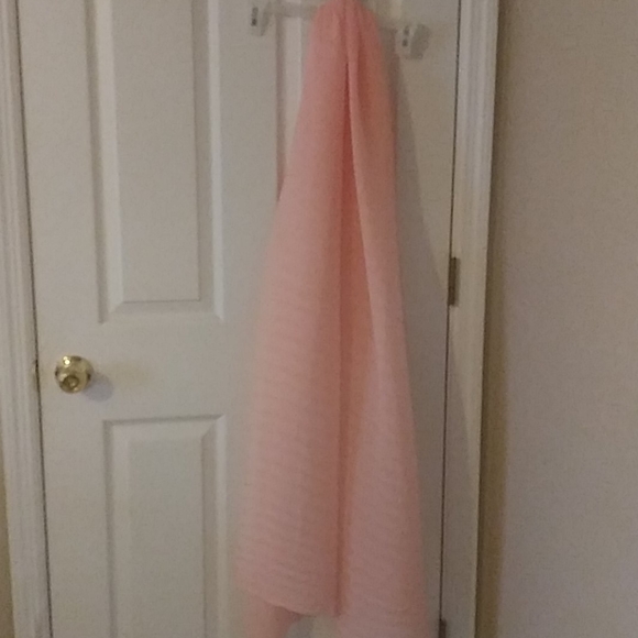 Scarve (Never worn) - Picture 3 of 5